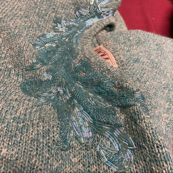 RAOUL Vintage 80s beaded suit in aqua. Beading embellishments sparkle. Snazzy. - Picture 9 of 15